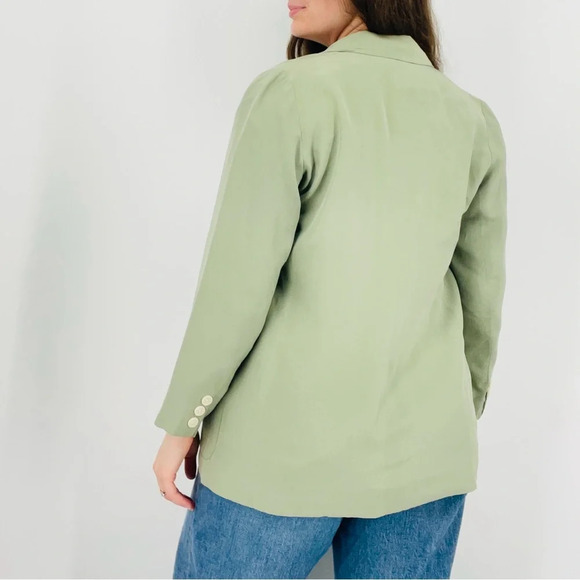 vintage sage green 100% silk button down blazer minimalist size 2 / S / XS - Picture 4 of 10